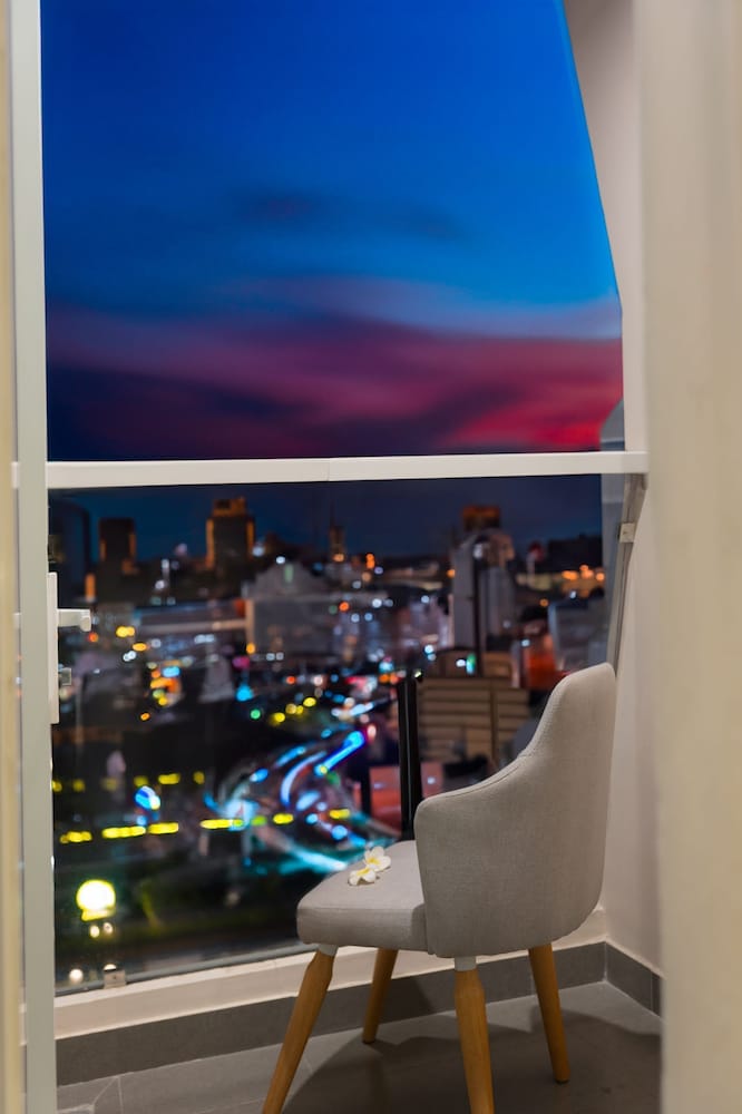 Фото Le's Cham Hotel