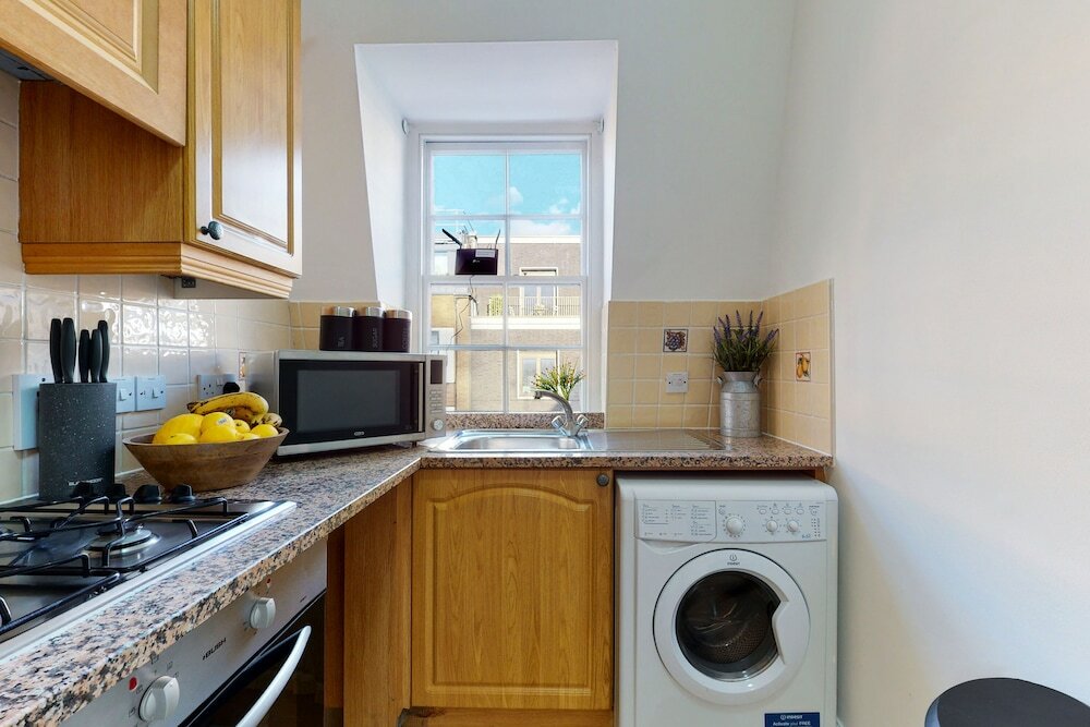 Фото Park Lane Apartments - Clarges St