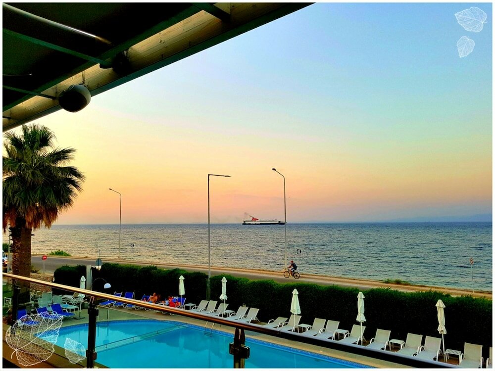 Фото Elysion Hotel