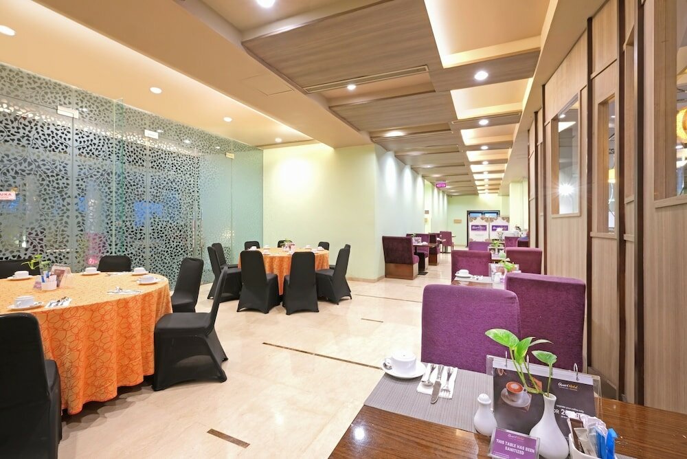 Фото Quest Hotel Simpang Lima - Semarang by Aston