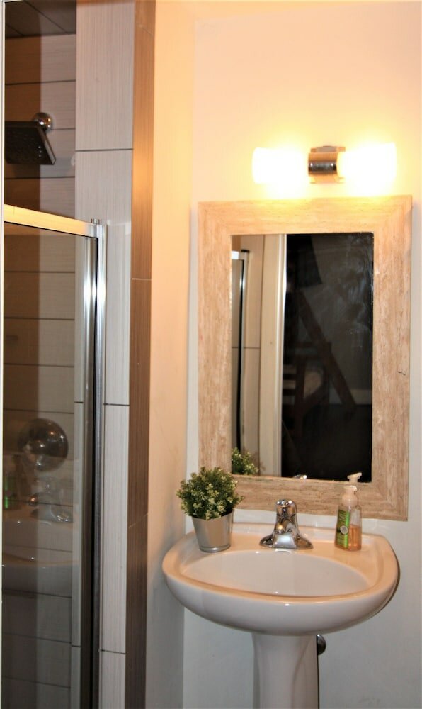 Фото The Clarence Park