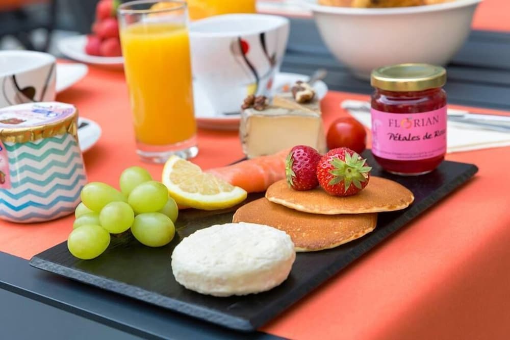 Фото Best Western Hotel Journel Antibes-Juan-les-Pins