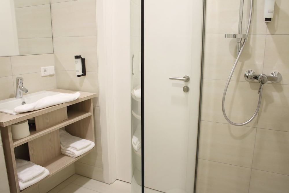 Фото Viva Hotel Lübeck