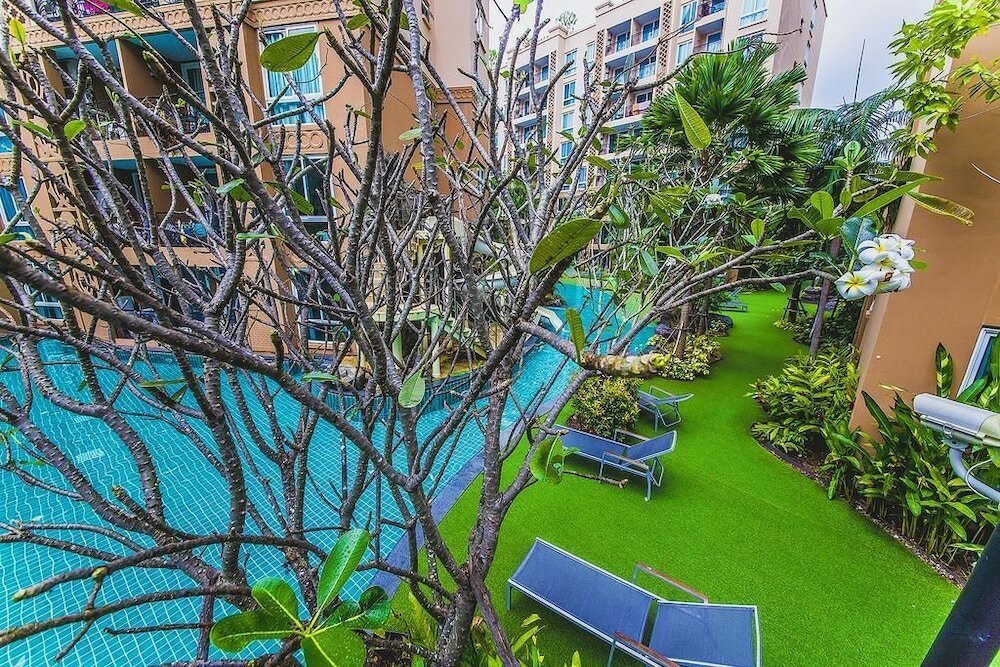 Фото Atlantis Condo Resort Pattaya by Trirong
