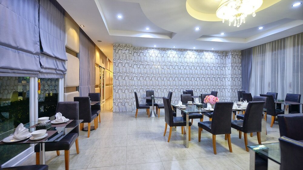 Фото Phuglong Hotel