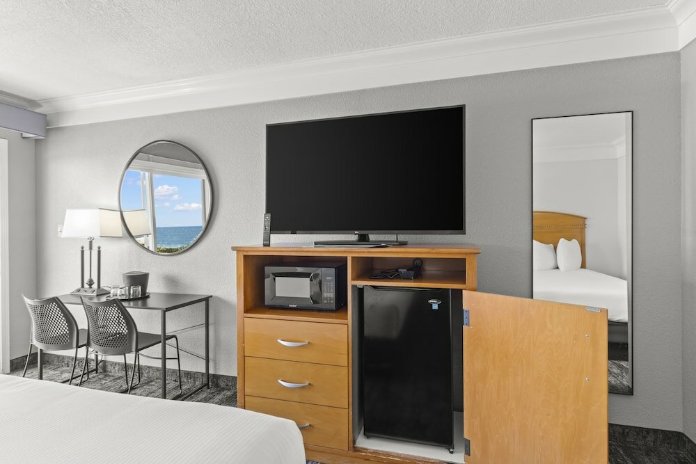 Фото Beachcomber Motel Fort Bragg