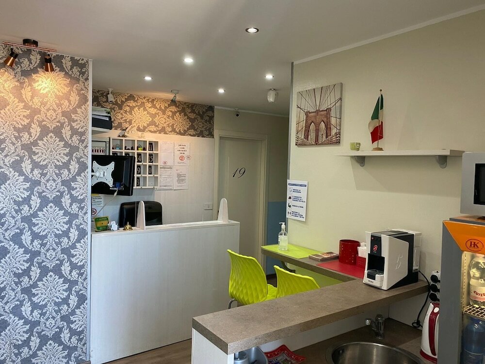 Фото Hotel Kennedy