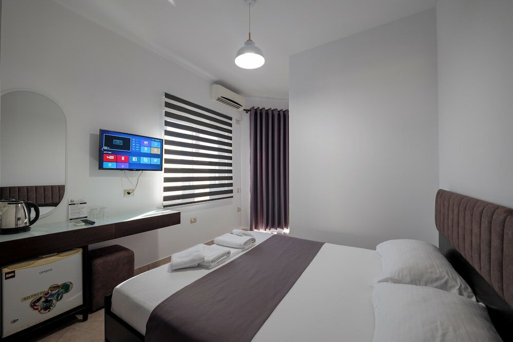 Фото Hotel Mariksel