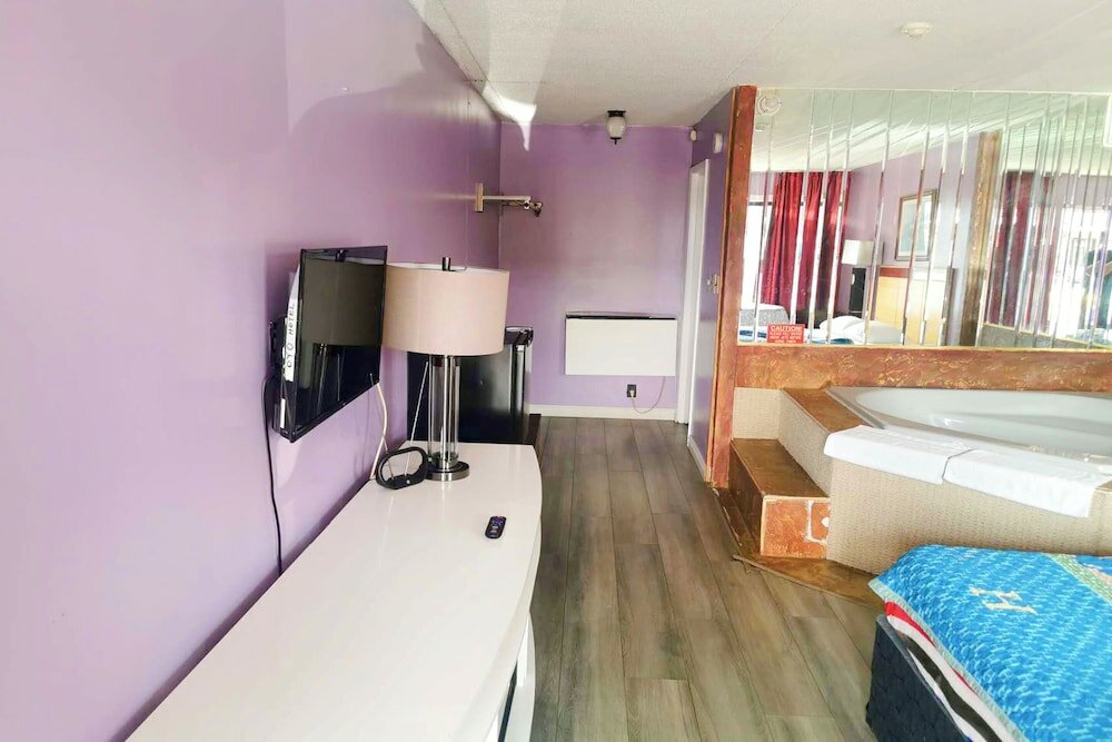 Фото Oyo Hotel Niagara Falls, On - Fallsview