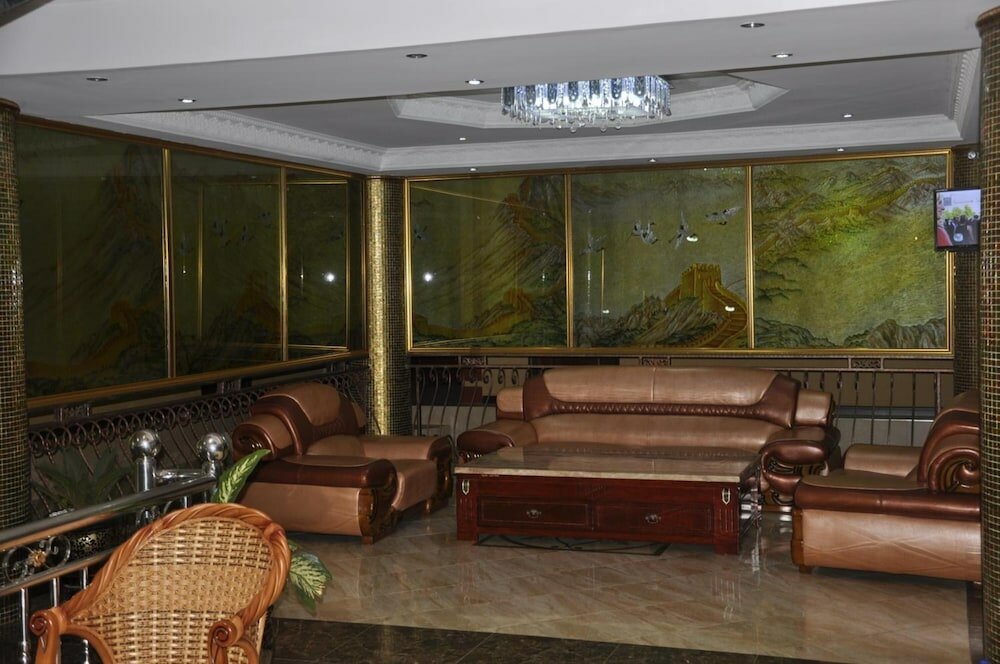 Фото Biraj International Hotel