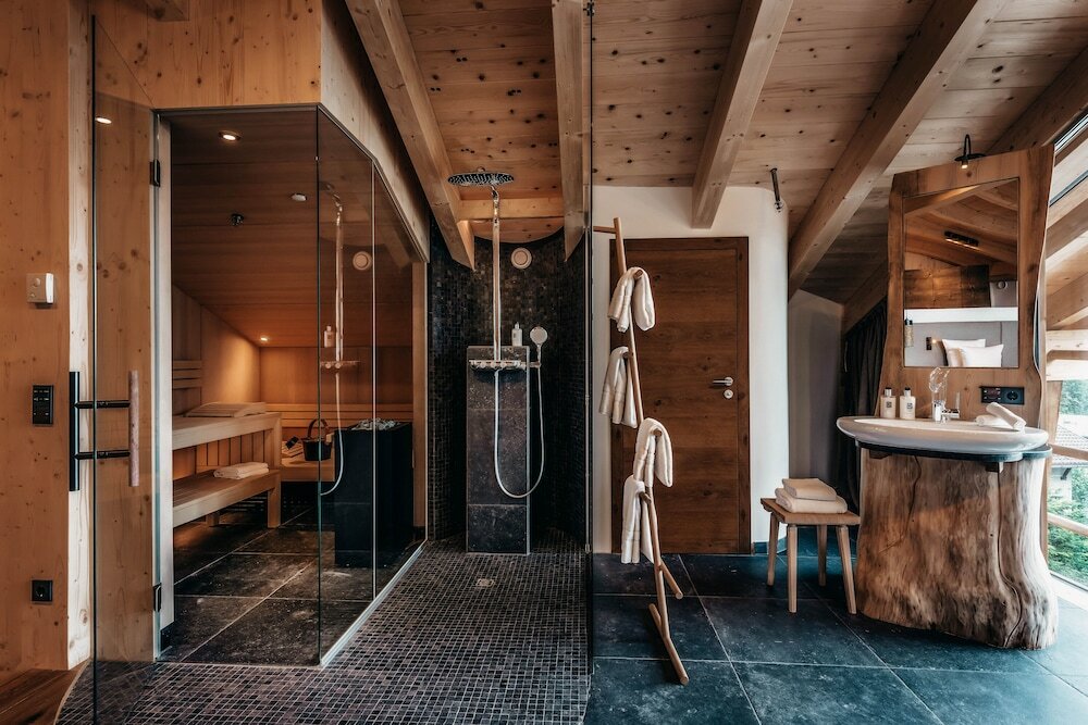 Фото Werdenfelserei