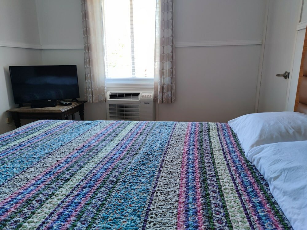 Фото Pemberton Hotel