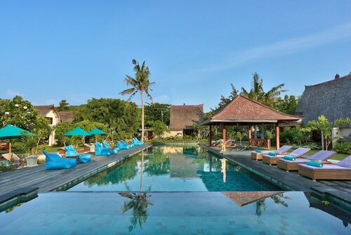 Внешний вид отеля Hotel Vila Ombak в Ломбоке Утаре, фото 1