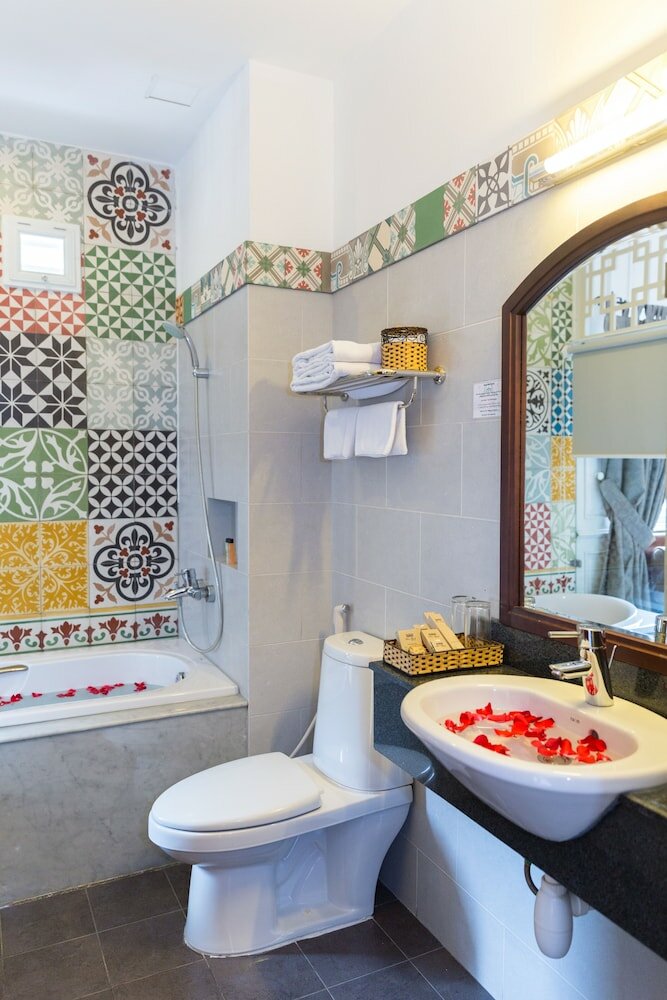 Фото Ben Thanh Boutique Hotel