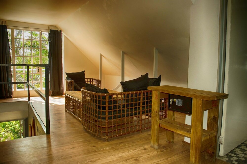 Фото The Old House