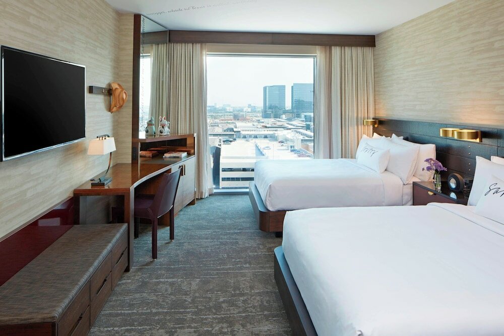 Фото Renaissance Dallas at Plano Legacy West Hotel