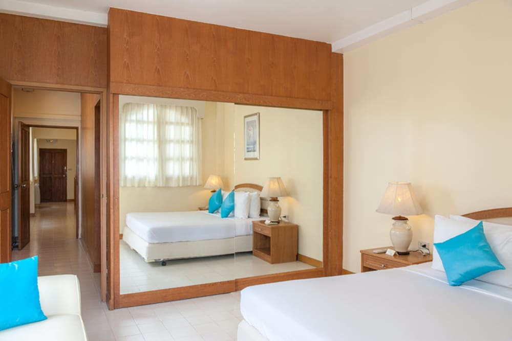 Фото Lido Beach Hotel Pattaya