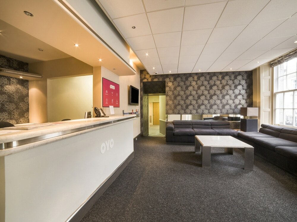 Фото Oyo Flagship Brentwood