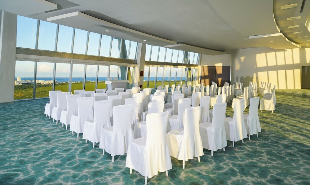 Фото Krystal Urban Cancun Centro