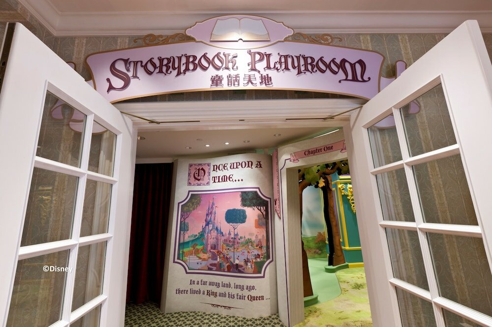 Фото Hong Kong Disneyland Hotel