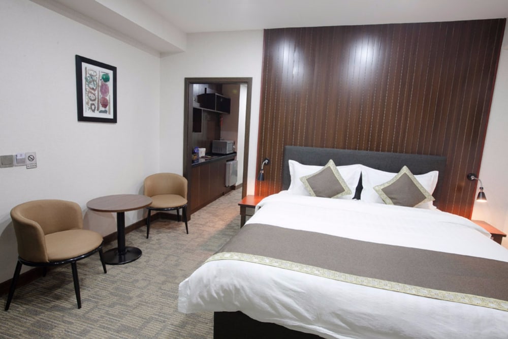 Фото Ub Inn hotel & gallery