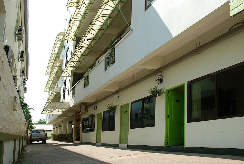 Фото Darlington Place