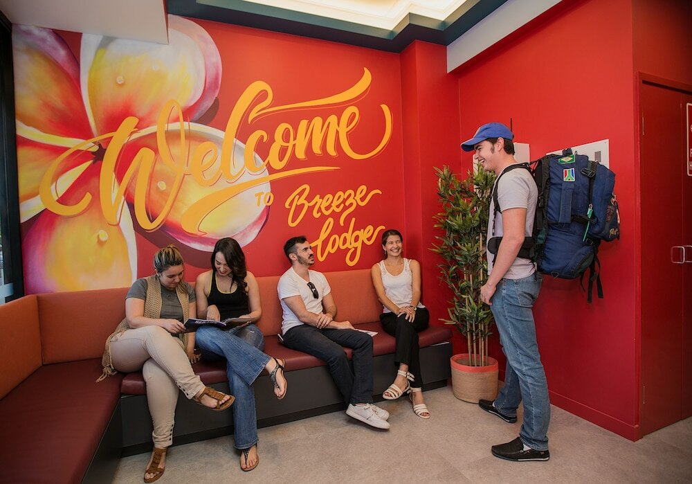 Фото Breeze Lodge - Hostel