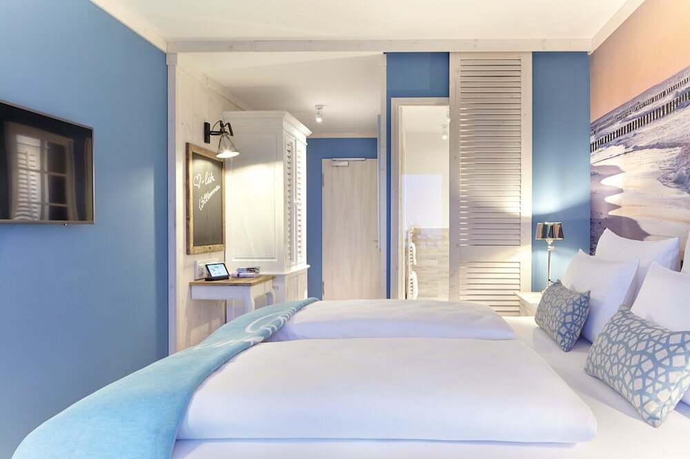 Фото Beach Motel Heiligenhafen