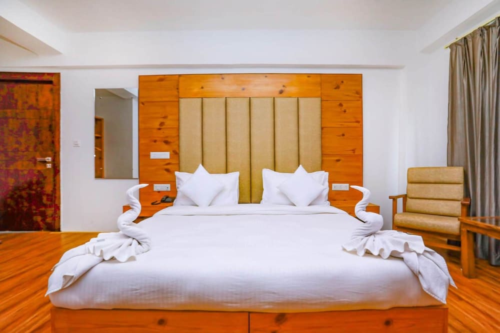 Фото Tih Hotel Sky Desert