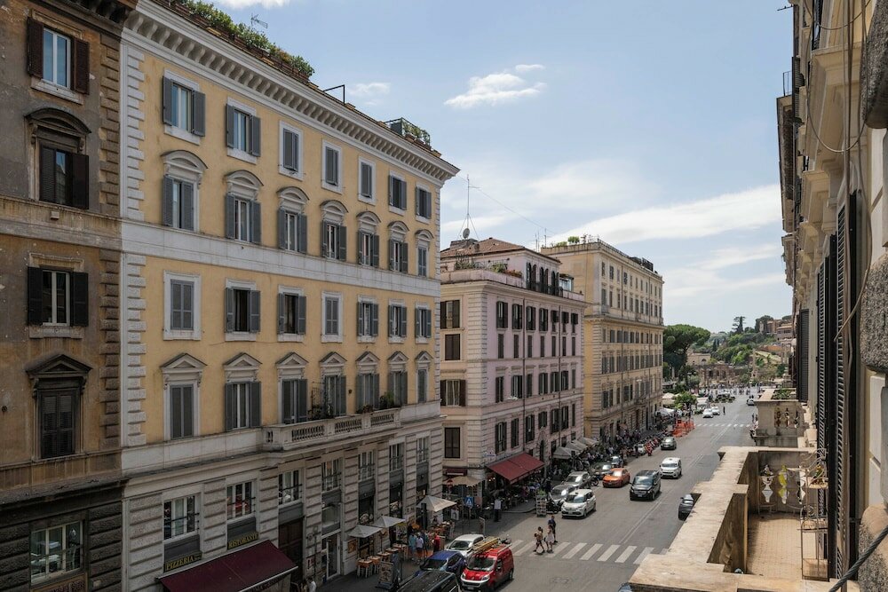 Фото The Roman Empire Guesthouse