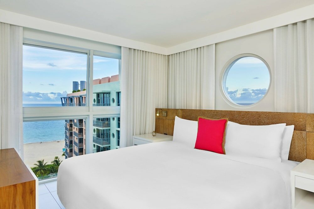 Фото Royal Palm South Beach Miami, a Tribute Portfolio Resort