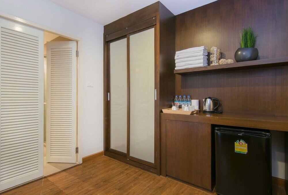 Фото The Phoenix Hotel Bangkok