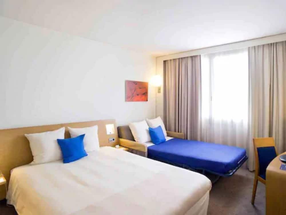 Фото ibis Styles Marseille Provence Aéroport