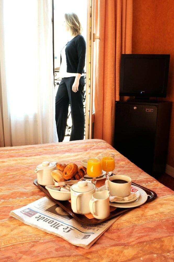 Фото Auriane Porte De Versailles