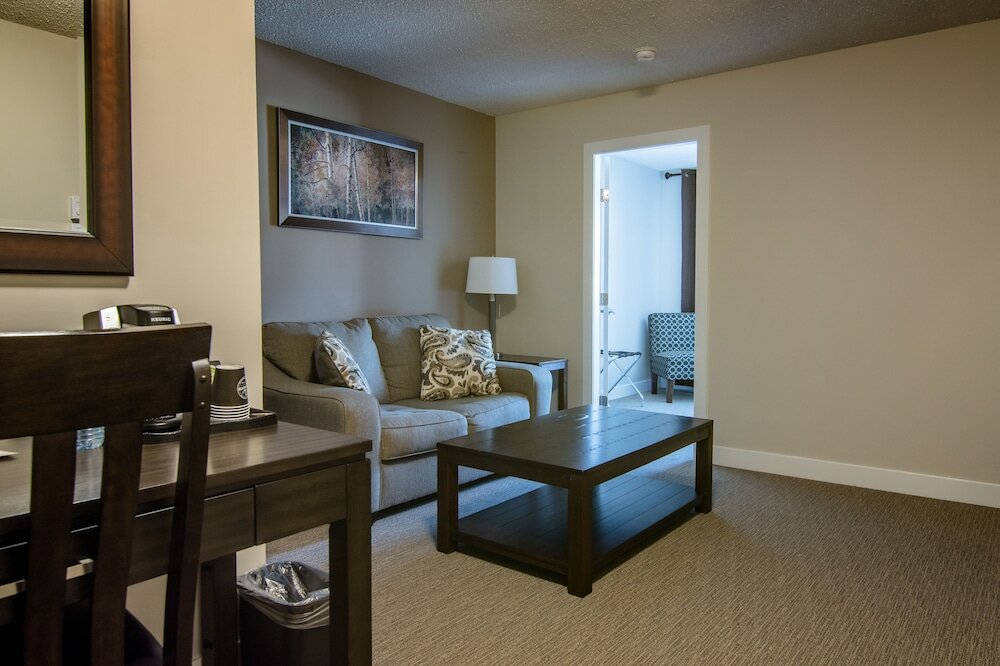 Фото Northwood Plaza Hotel