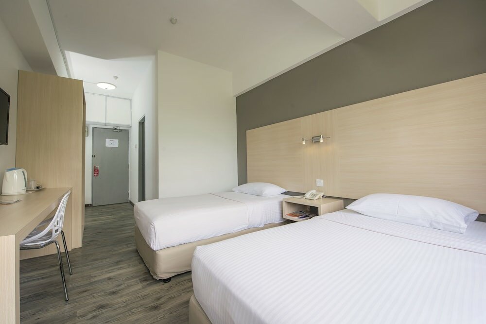 Фото Ymca International Hostel