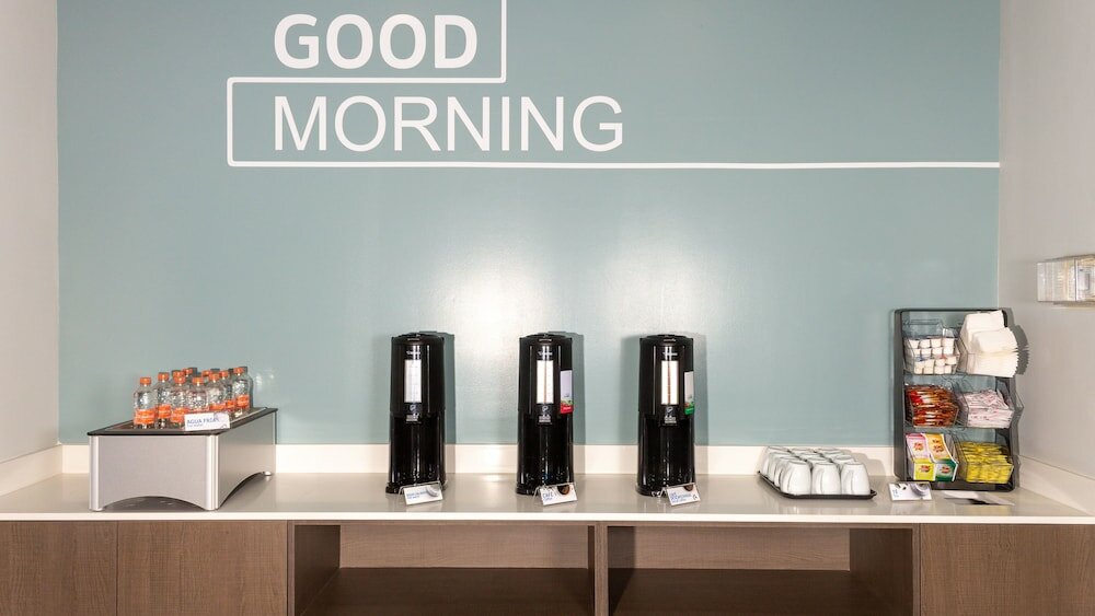 Фото Holiday Inn Express & Suites Tijuana Otay, an Ihg Hotel