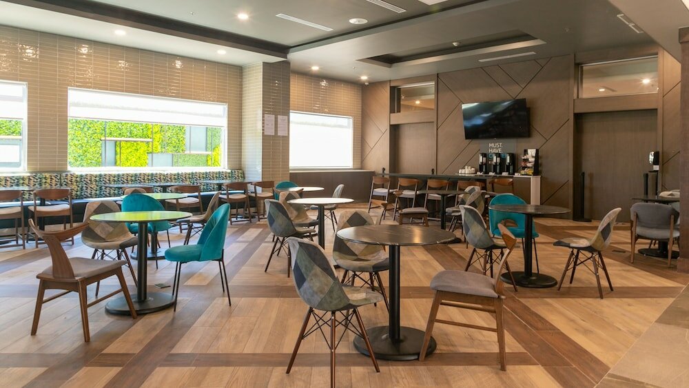 Фото Holiday Inn Express & Suites Tijuana Otay, an Ihg Hotel