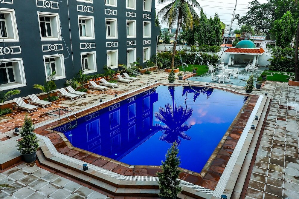 Фото Hotel Piccadily Raipur