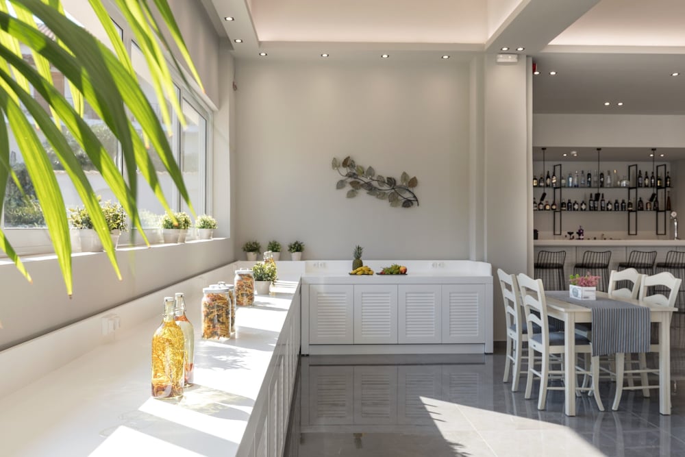 Фото Melina Oasis Boutique Hotel