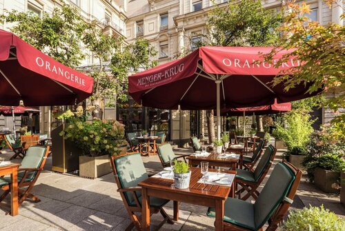 Внешний вид отеля Nassauer Hof в Висбадене, фото 5