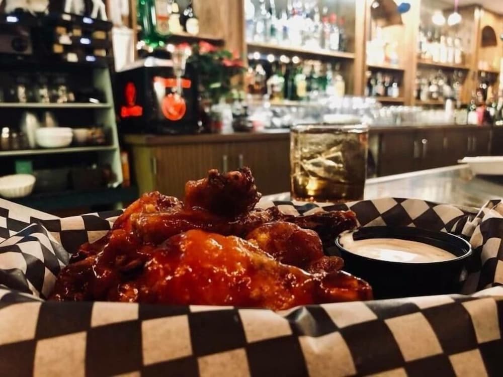 Фото Northwood Plaza Hotel