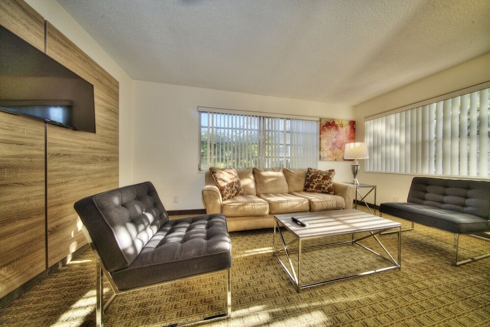 Фото Club Lux Resort by the Beach