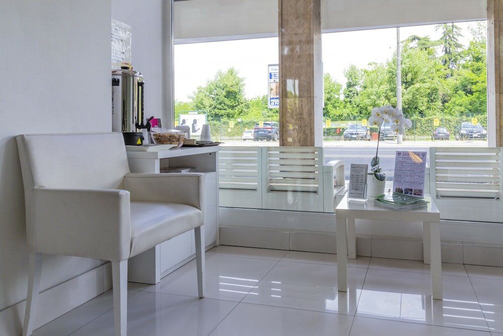 Фото Suite Hotel Elite