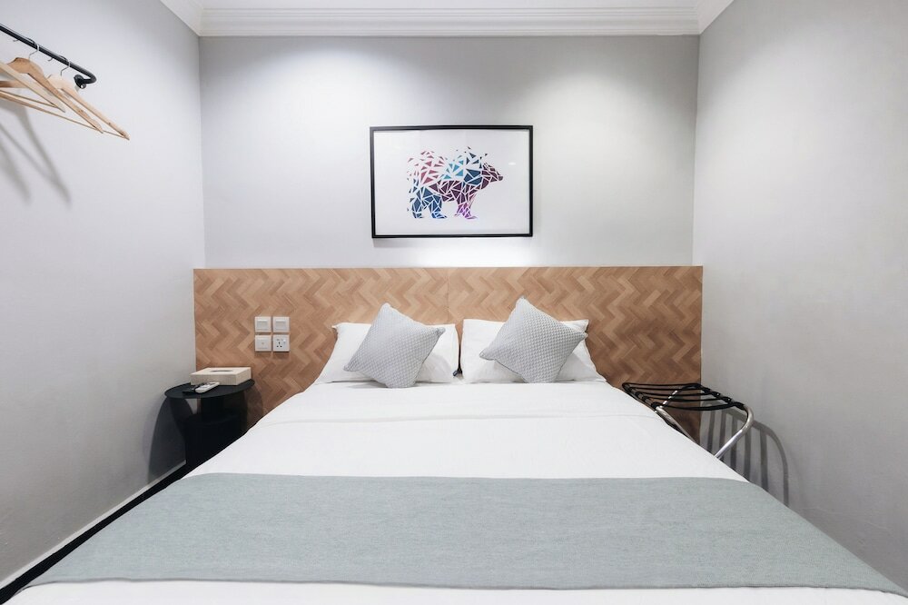 Фото Harbour Ville Hotel Hamilton - Lavender