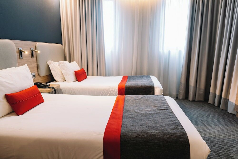 Фото Holiday Inn Express Porto City Center, an Ihg Hotel