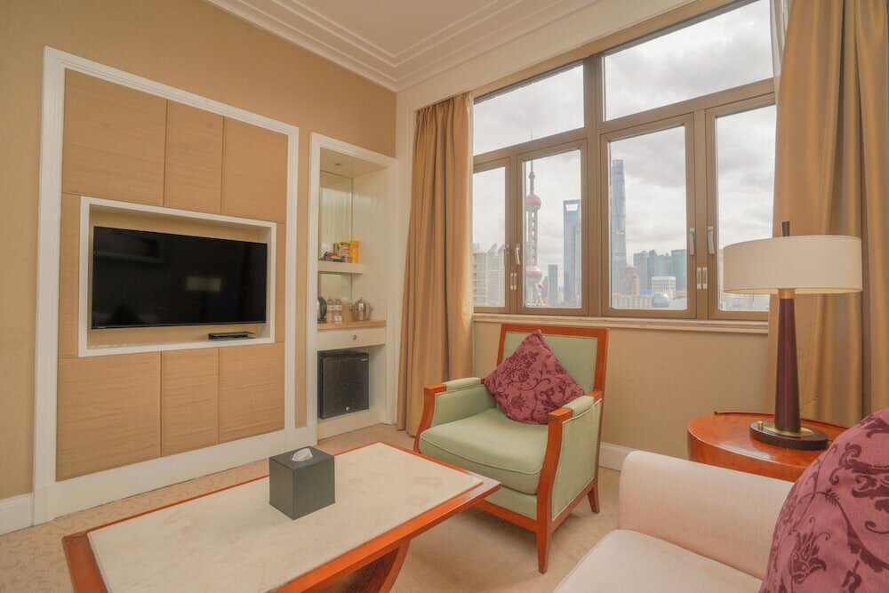 Фото Broadway Mansions Hotel