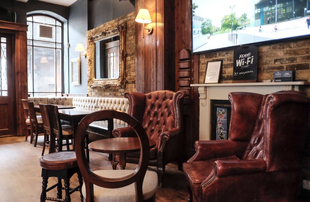 Фото The Wellington Hotel