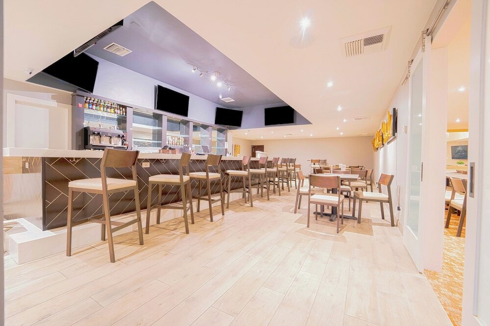 Фото Royal Plaza Inn