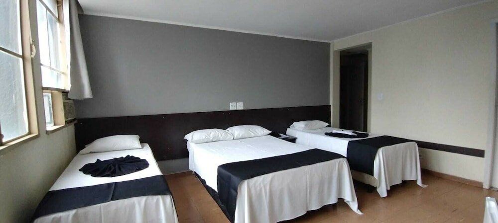 Фото Oyo Hotel La Rocca, Goiânia